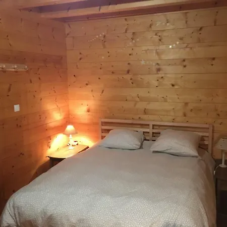 Le Chalet Bonascre 샬레 옥스레테르메스
